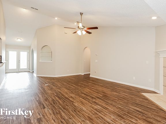 3rd image of 3417 Natalie Dr N