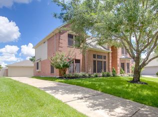 6207 Barnett Rdg, Sugar Land, TX 77479