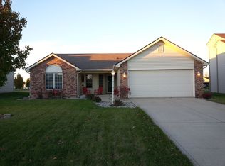 319 Rampart Dr, Fort Wayne, IN 46845