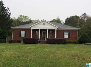812 Thrash Ln, Anniston, AL 36207