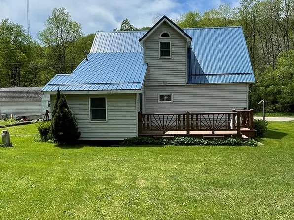 9823 Route 155, Roulette, PA 16746