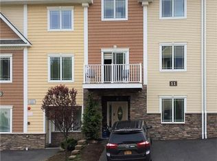 11 Oak Glen Rd, Monsey, NY 10952