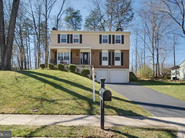 16053 Laconia Cir, Woodbridge, VA 22191