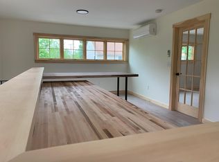 54 Vine St, East Greenwich, RI 02818