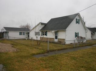 503 W Howard St, Parker City, IN 47368