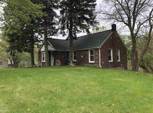 3415 W Auburn Rd, Rochester Hills, MI 48309