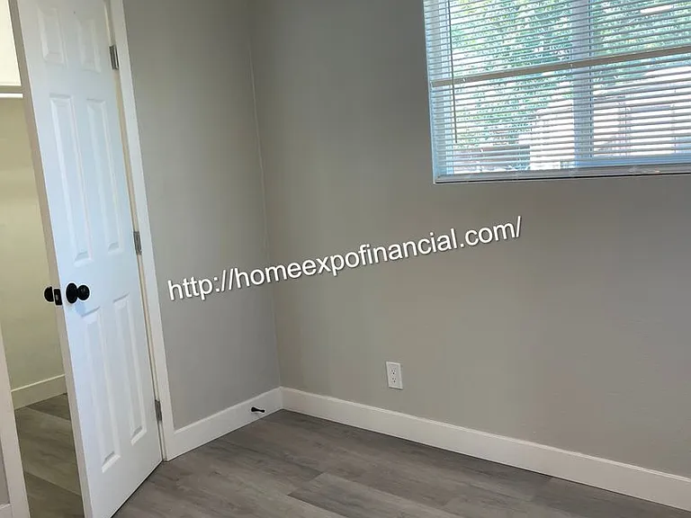 52100 Esperanza Ave — Photo 7