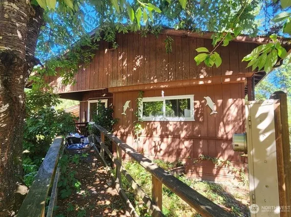 90 E Balbriggan Road, Shelton, WA 98584