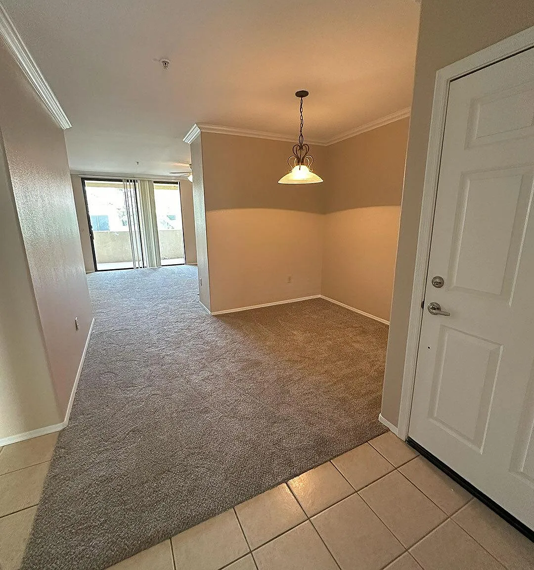 2 bed, 1075 sqft, $2,150 — Photo 3