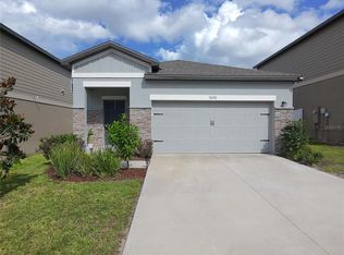 2030 Hemingway Cir, Groveland, FL 34736