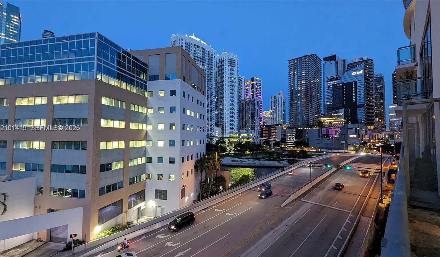 Wind Condo — Photo 2
