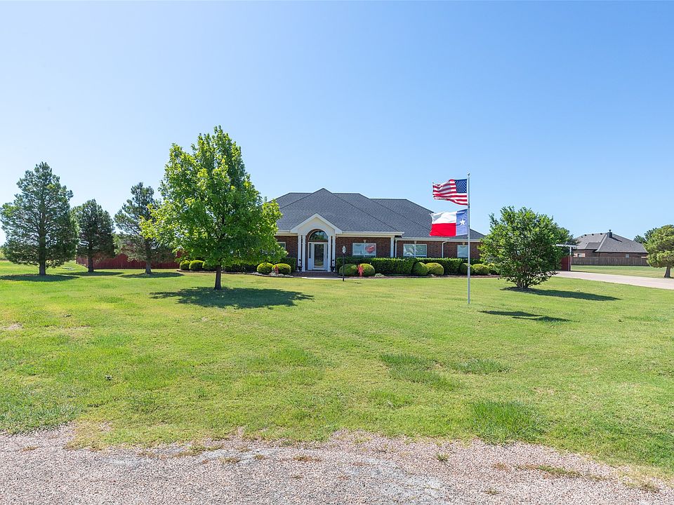 1st image of 101 Apple Blossom Dr