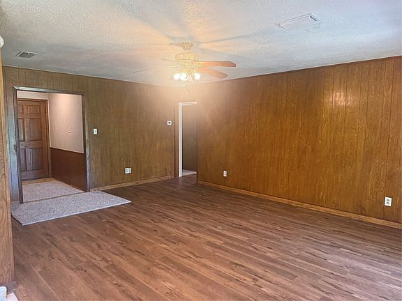 3rd image of 3507 Nashville Ave