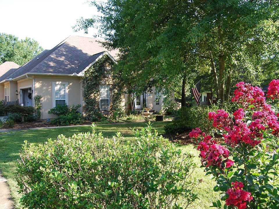 Front View of Home