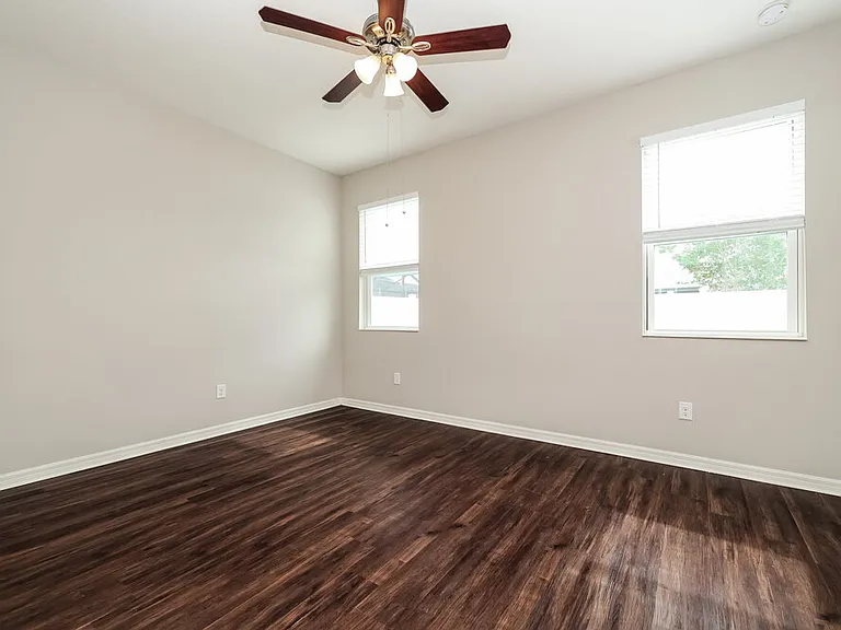 7729 Sunshine Bridge Ave — Photo 8