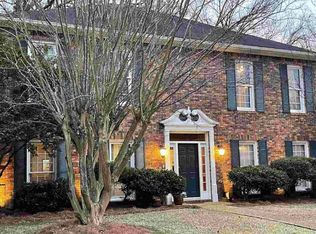 43 S Crownpointe Dr, Jackson, MS 39211