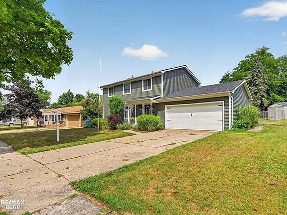 2nd image of 310 Delzingro Dr