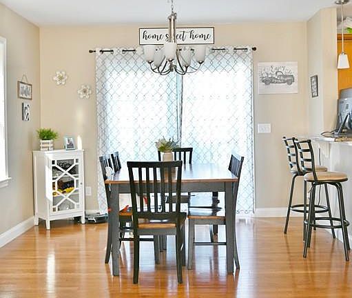 4th image of 30 Surrey Ln #30
