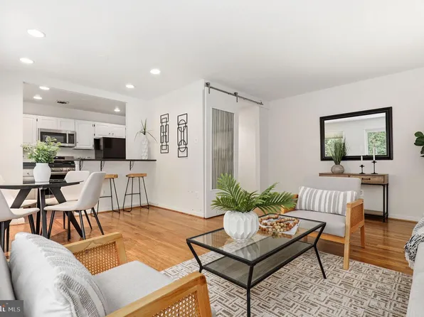 10619 Kenilworth Ave APT 202, Bethesda, MD 20814