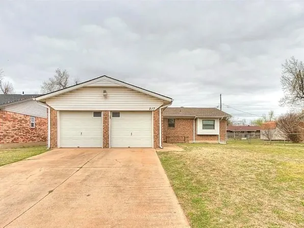 217 W Shadywood Dr, Midwest City, OK 73110