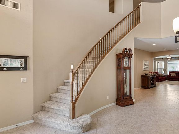 3rd image of 2606 W Luce Dr