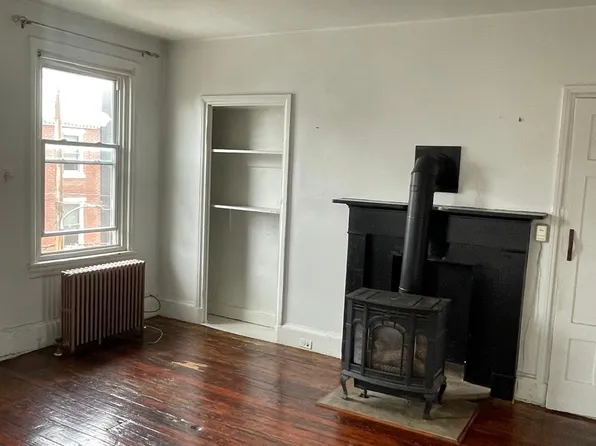 635 N 12th St #3-F, Philadelphia, PA 19123