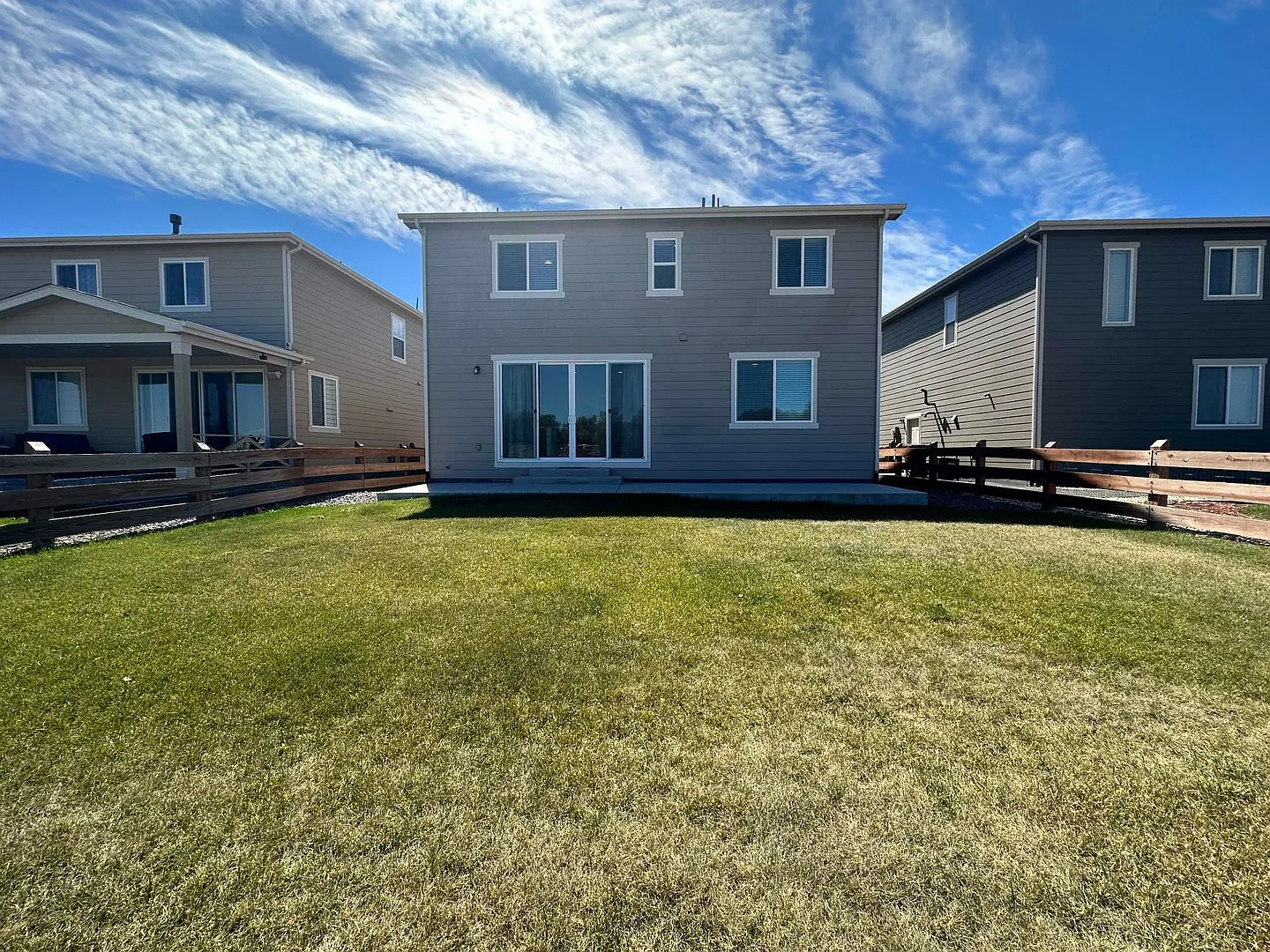 Newer 3 bedroom in Meadowbrook Crossing — Photo 4