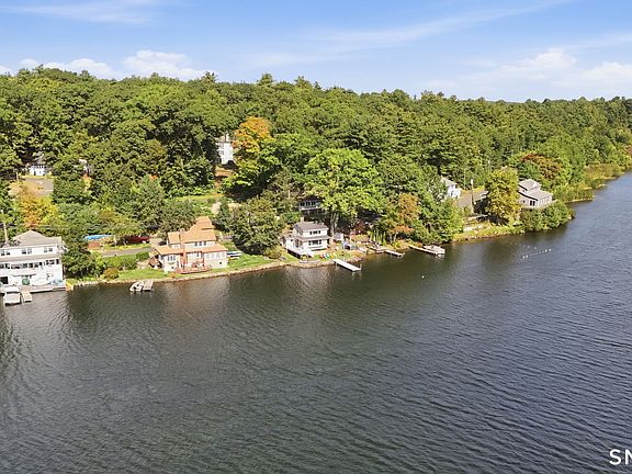 3rd image of 149 West Shore Road