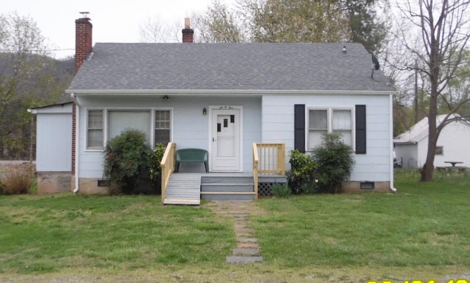 1st image of 605 Pocahontas St