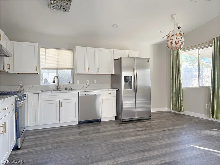 9362 Santa Fe Rose St — Photo 6