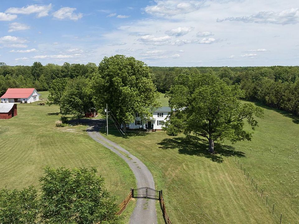 1st image of 1815 Country Rd