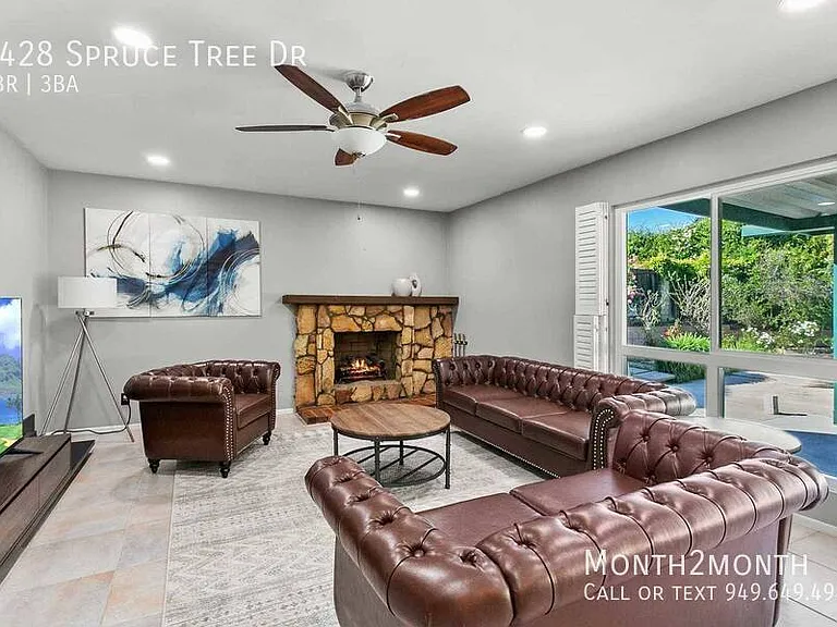 1428 Spruce Tree Dr — Photo 3