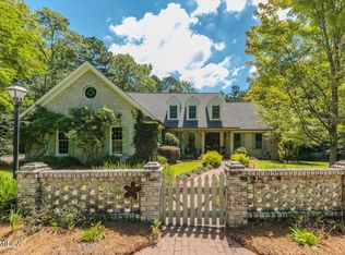 120 Stonehill Dr, Forsyth, GA 31029