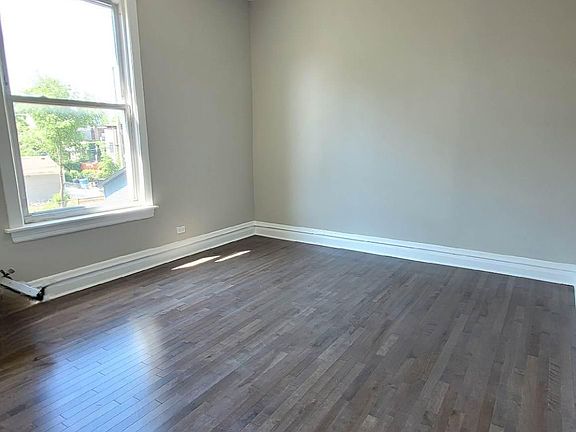2nd image of 1824 S Lawndale Ave APT 2