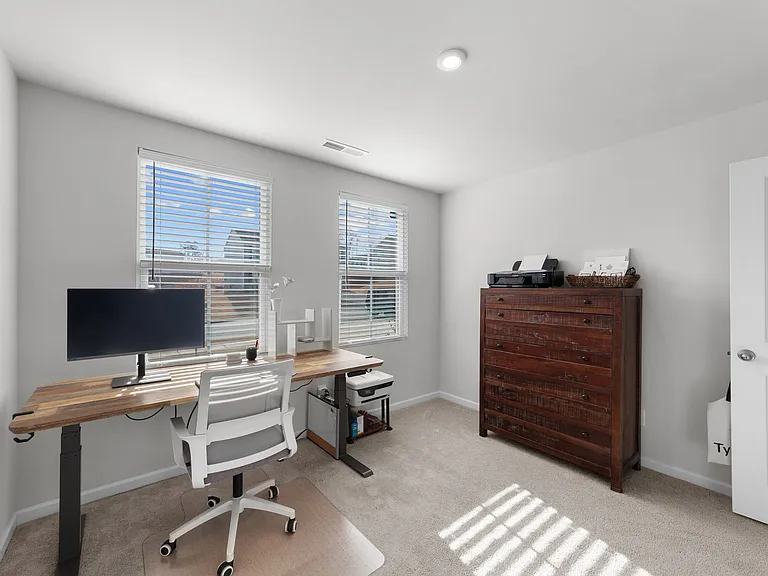45 Florentine Ct — Photo 26