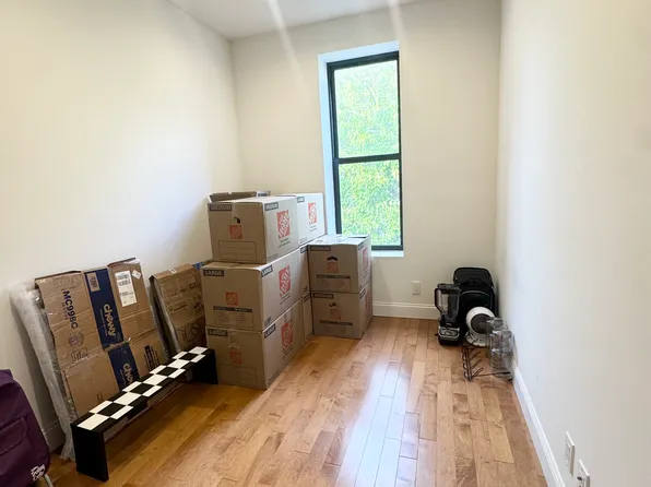 703 Mac Donough Street image 12 of 16