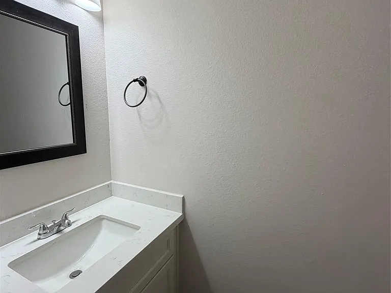 18210 Almonte Ln — Photo 11