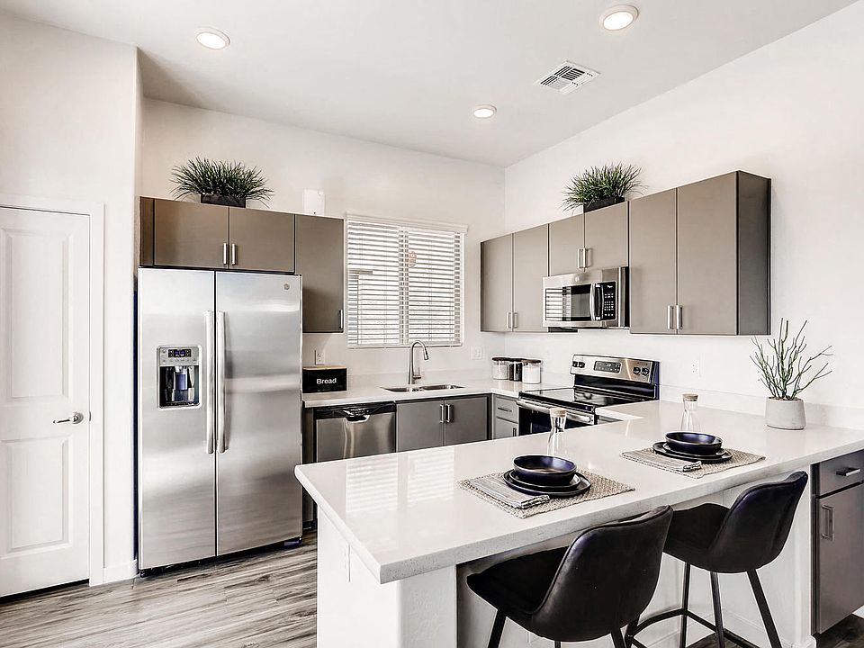 2 Bedroom Floor Plan