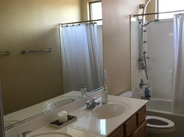 2972 E Ranch Ct, Gilbert, AZ 85296