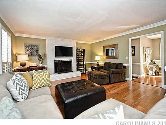 4th image of 2133 Lynbridge Dr