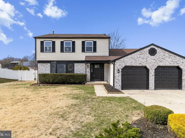 133 Hampshire Dr, Deptford, NJ 08096