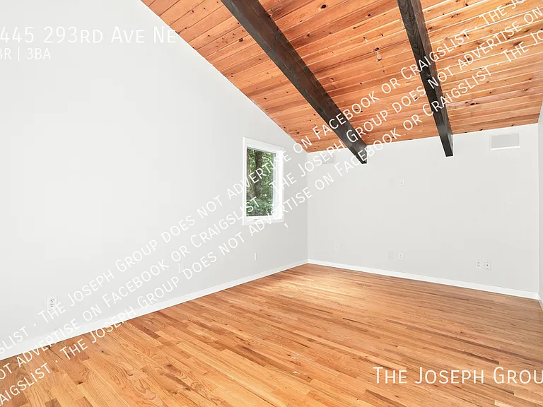 1445 293rd Ave NE — Photo 9