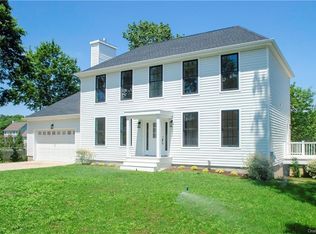 2995 Eugenes Rd, Cutchogue, NY 11935