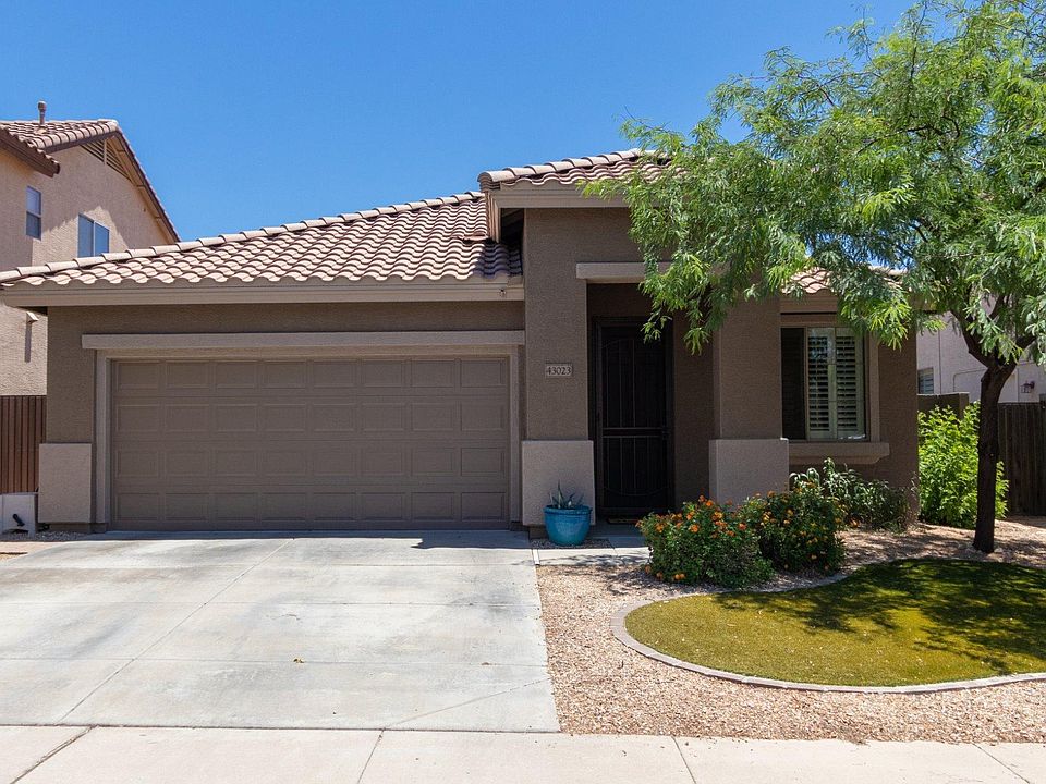 1st image of 43023 N Vista Hills Dr
