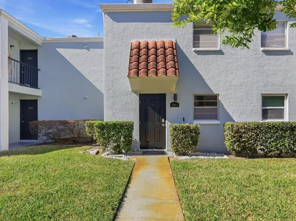 2862 Somerset Park Dr, Tampa, FL 33613