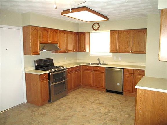 4th image of 2606 Arcady Dr