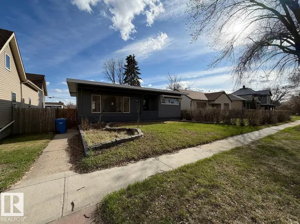 5003 46th Ave, Wetaskiwin, AB T9A 0H4