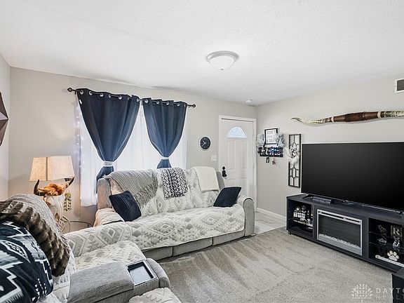 4th image of 1408 Hood Ave
