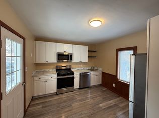 519 Lydia St NE APT 1, Grand Rapids, MI 49503