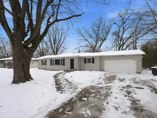 4825 Wheatridge Rd, Fort Wayne, IN 46835